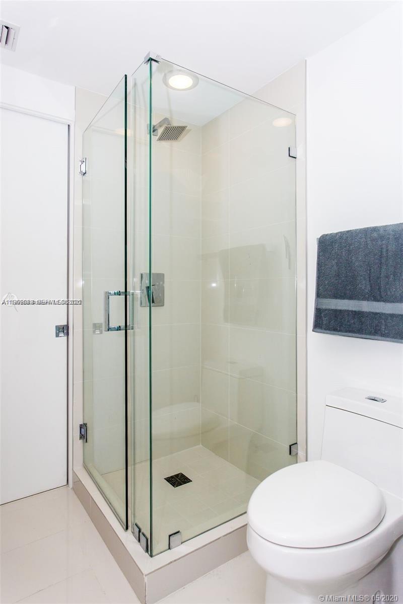 image Brickell Heights West13