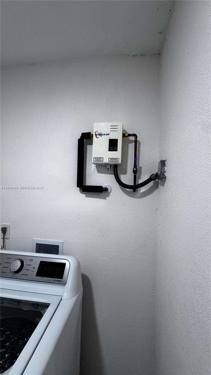 14335 SW 109th Ct Miami, FL 33176