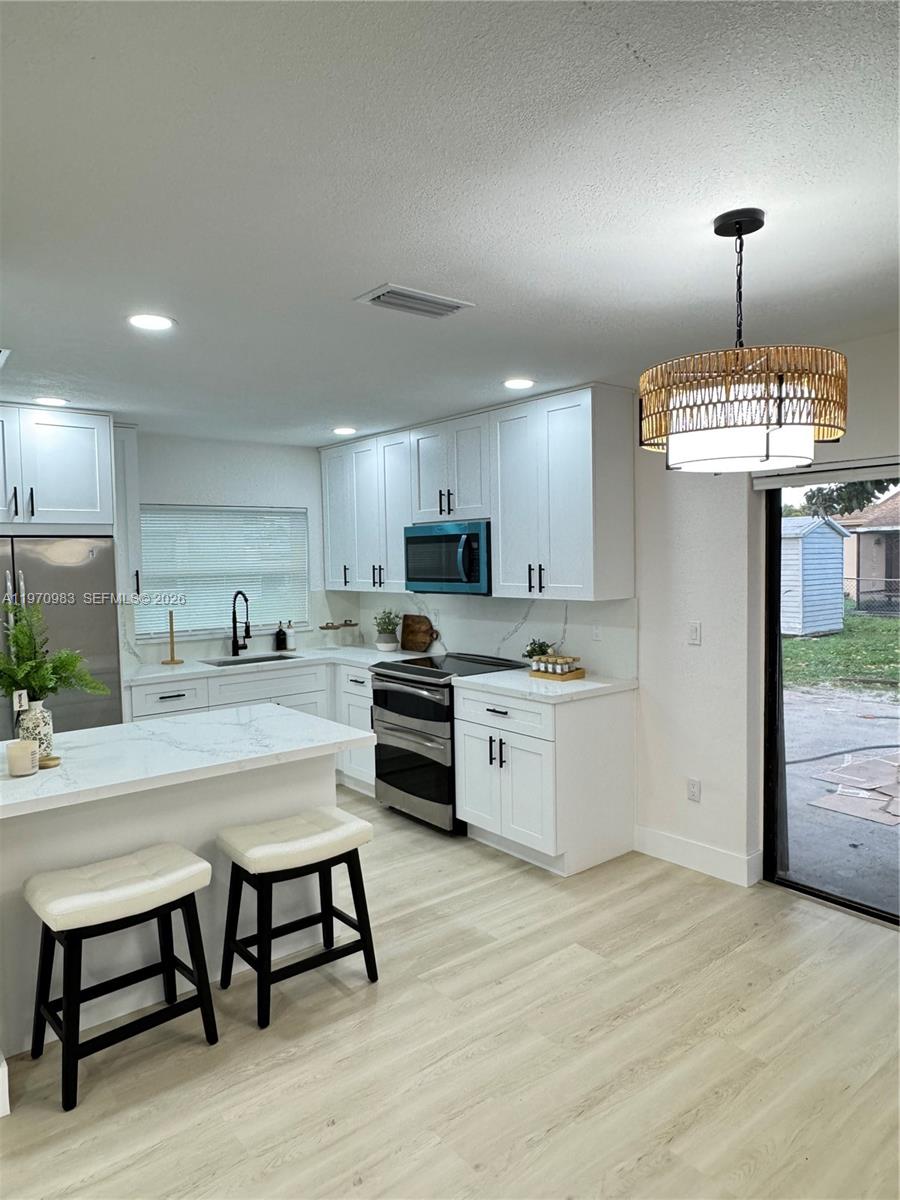 14335 SW 109th Ct Miami, FL 33176