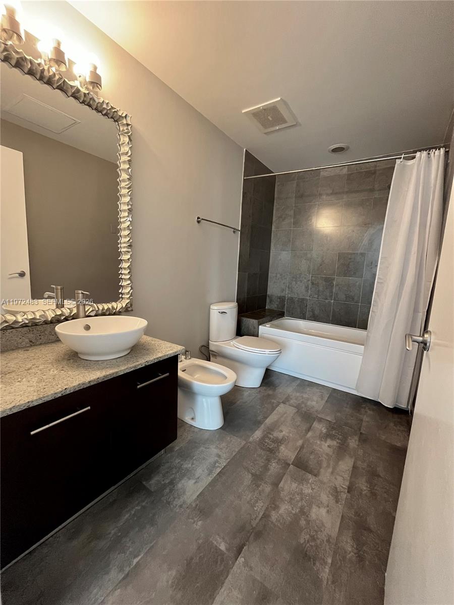 image Uptown Marina Lofts12