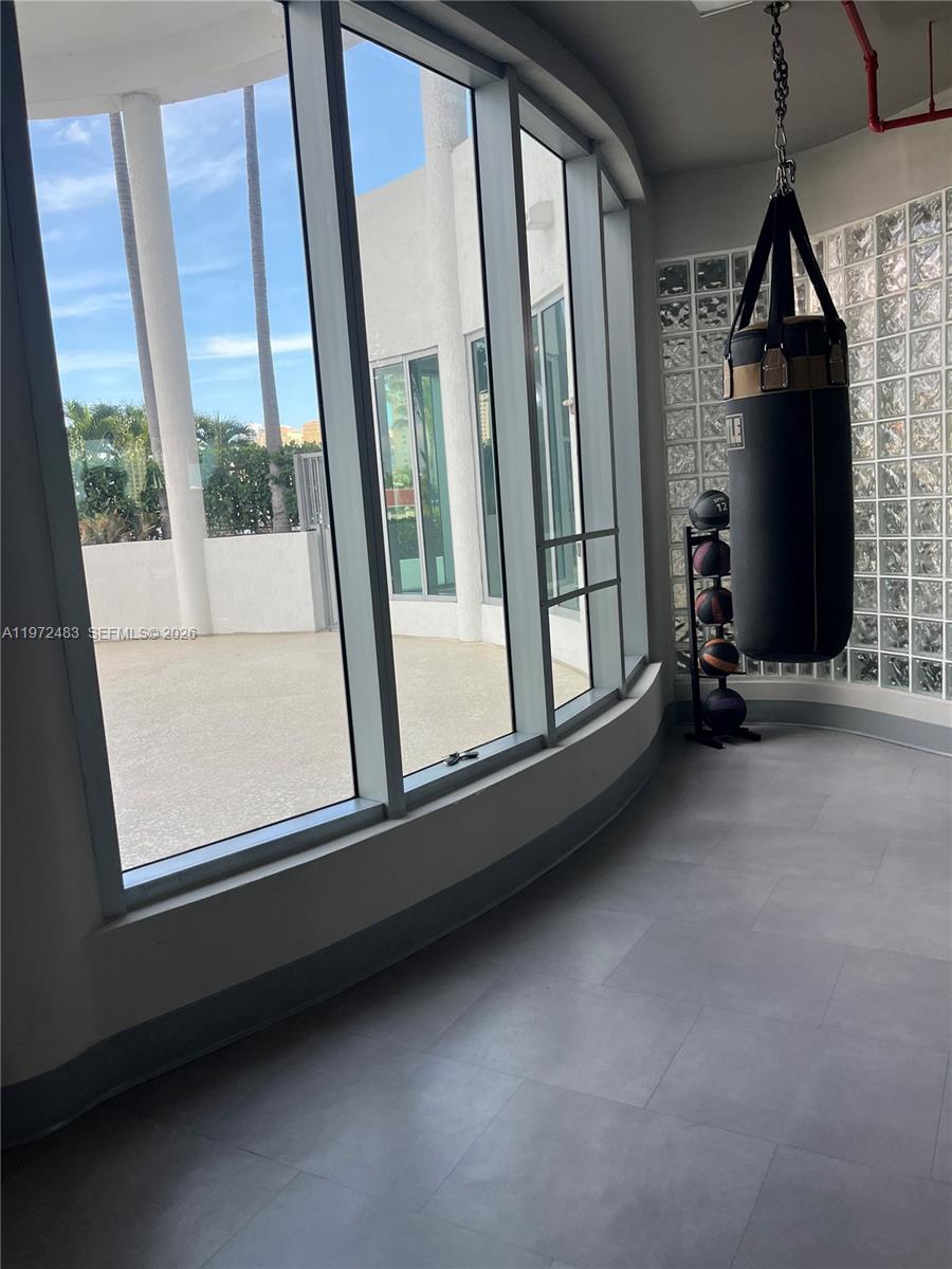 image Uptown Marina Lofts34