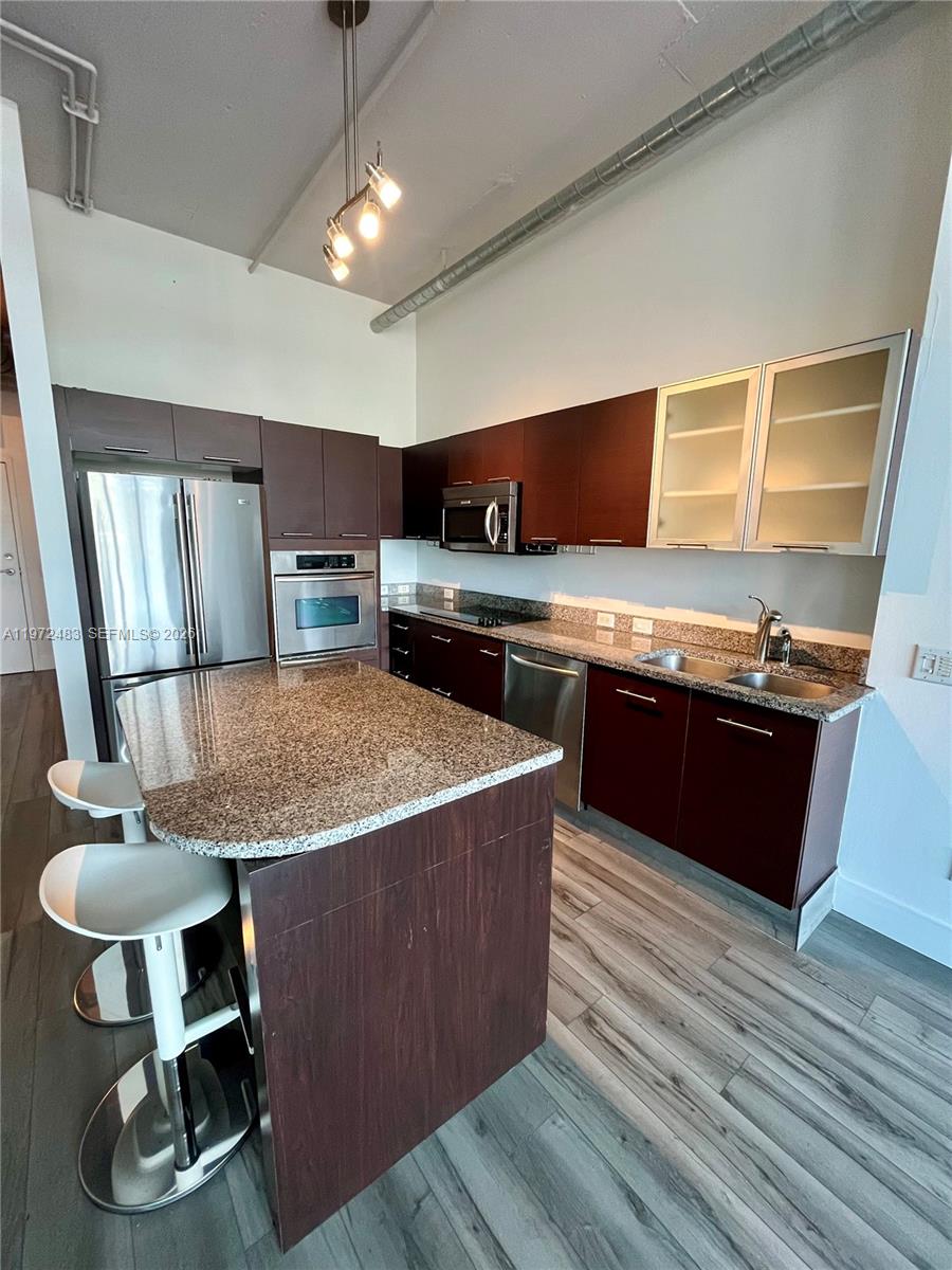 image Uptown Marina Lofts3