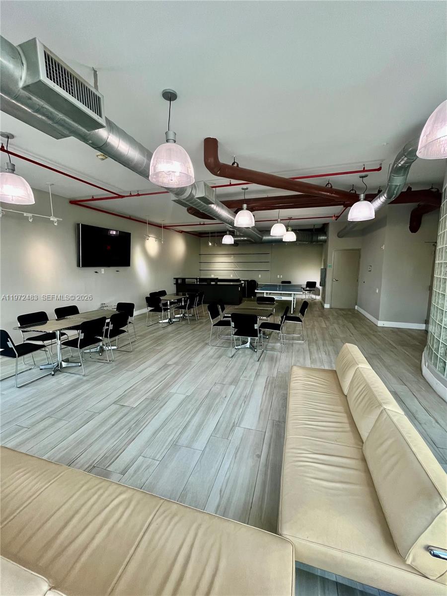 image Uptown Marina Lofts39