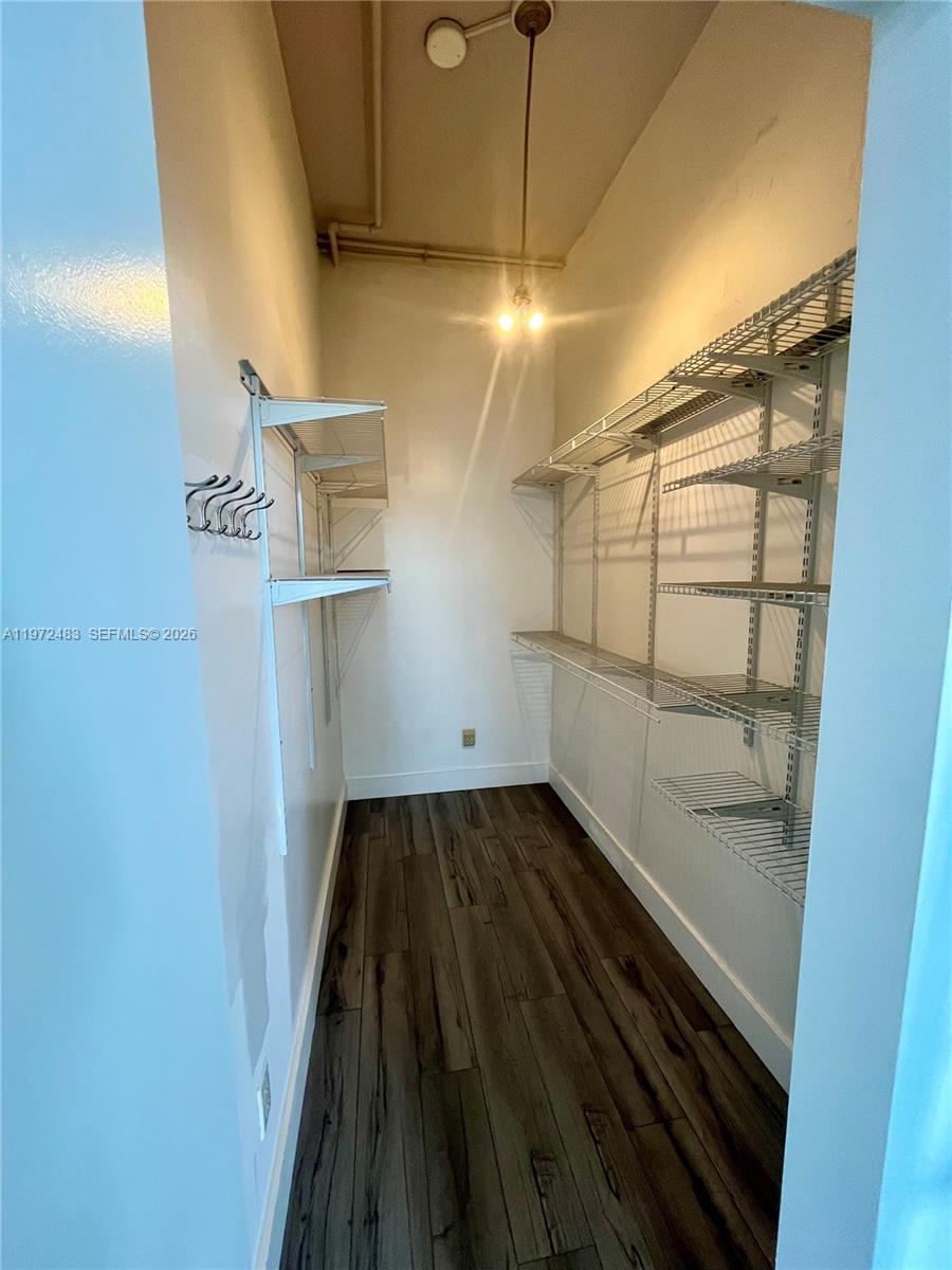 image Uptown Marina Lofts8