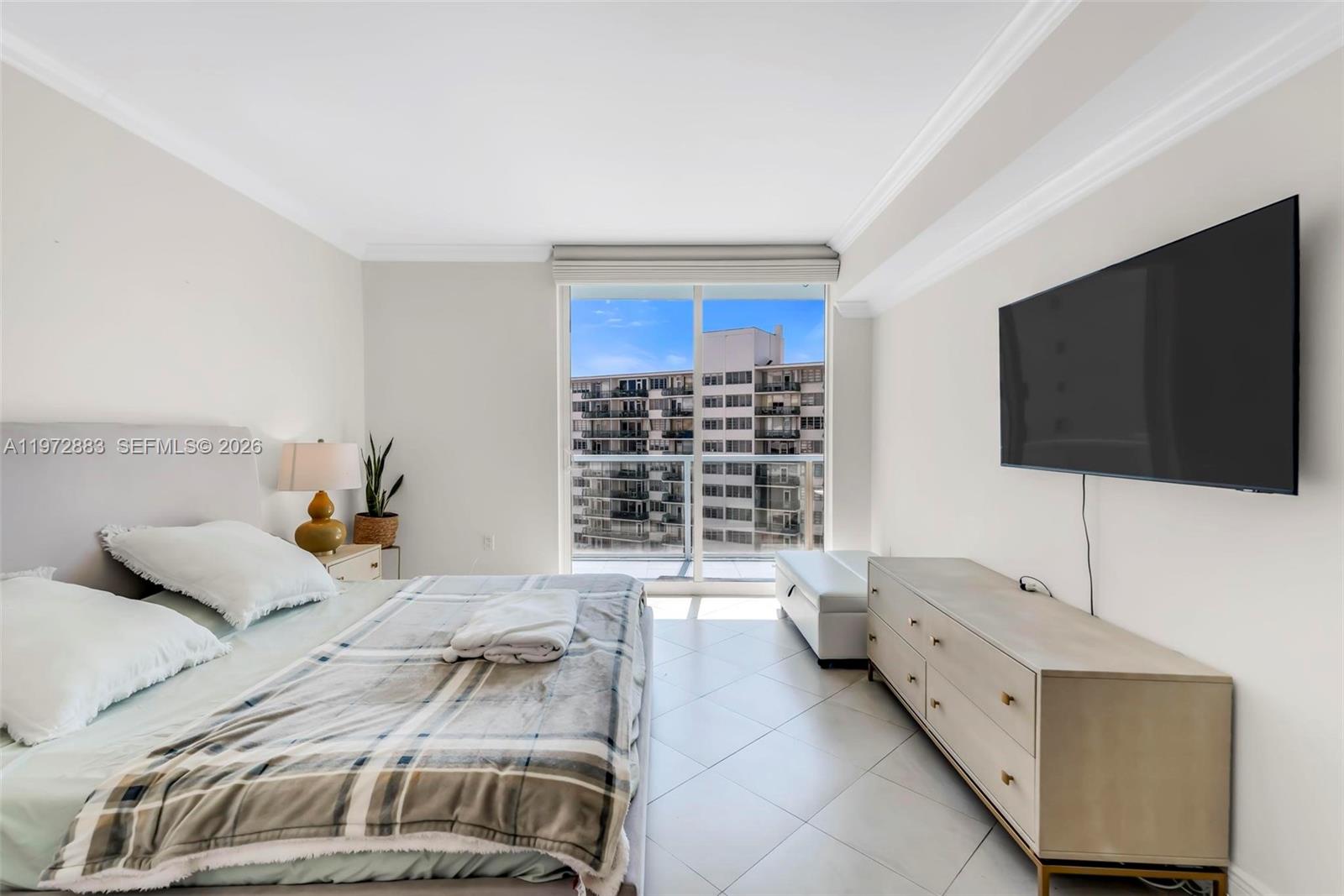 image Emerald at Brickell22