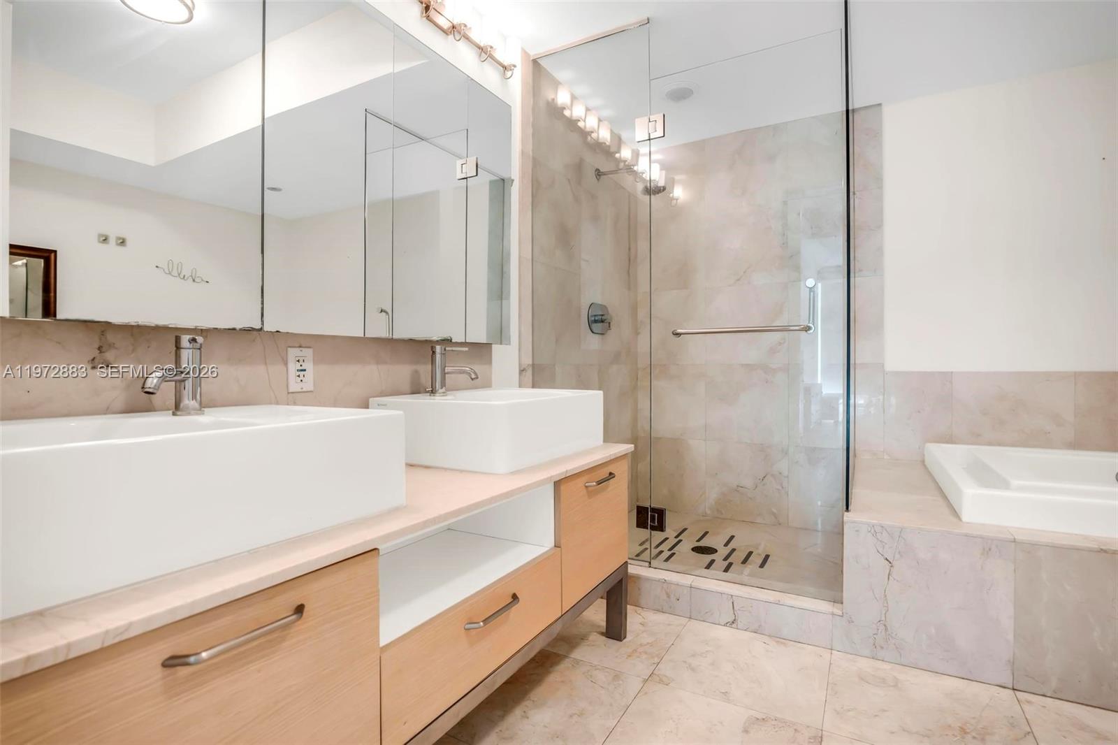 image Emerald at Brickell24