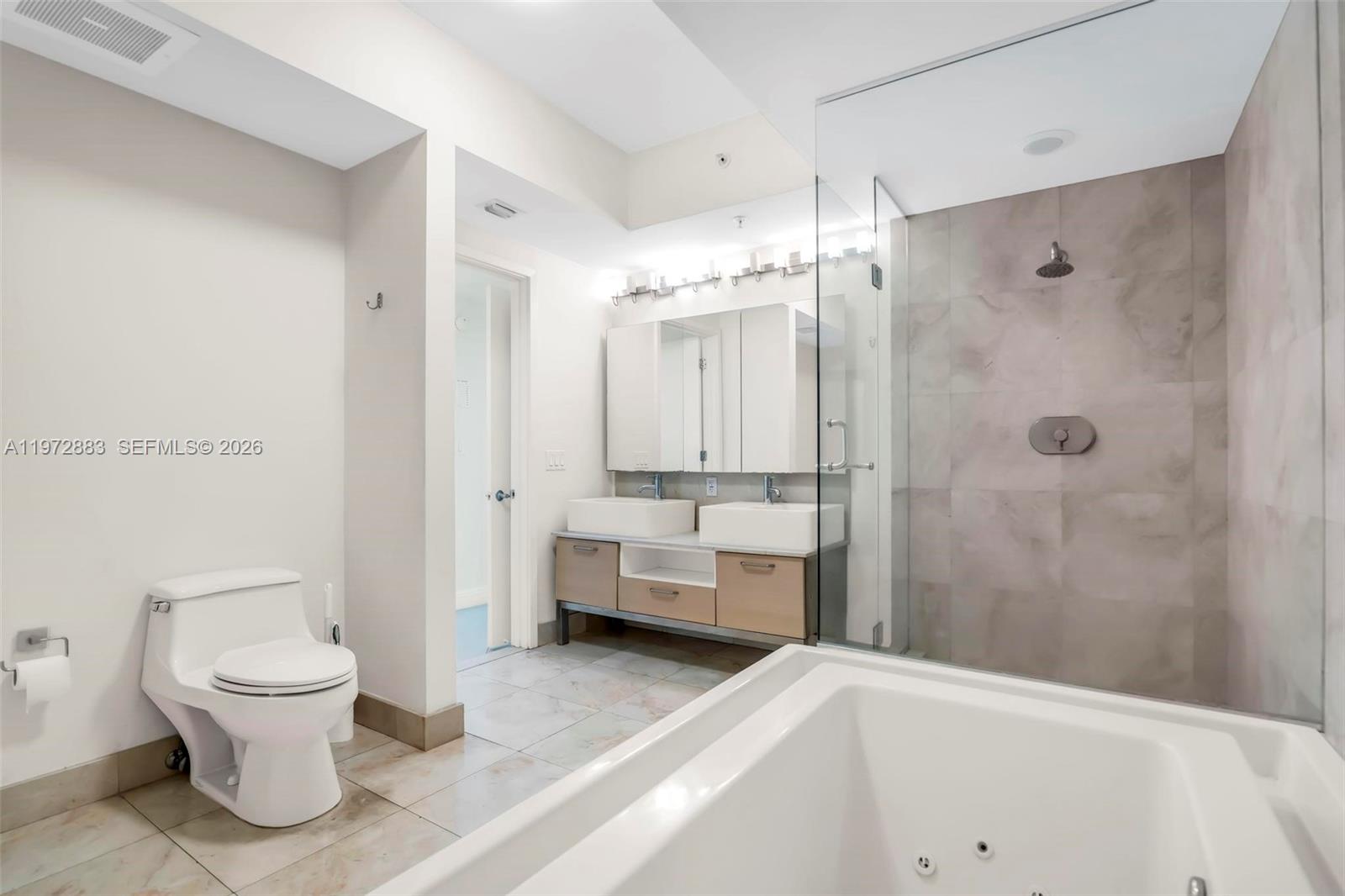 image Emerald at Brickell29