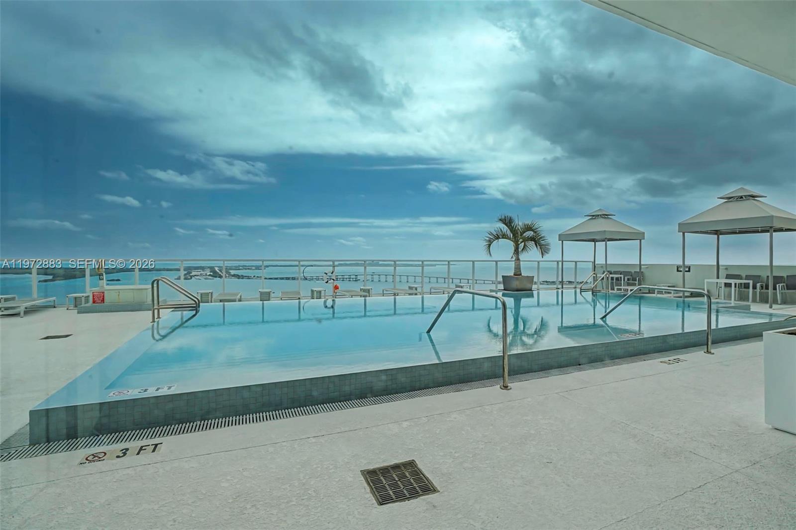 image Emerald at Brickell65