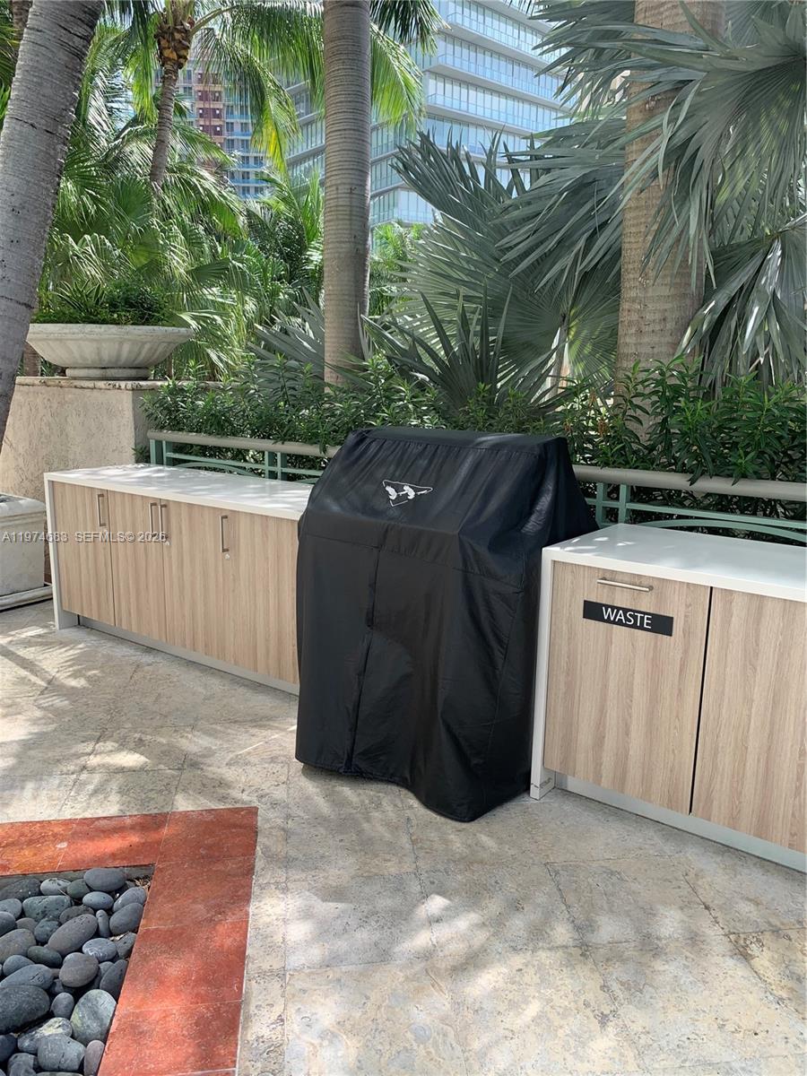 3400 SW 27th Ave #906 Miami, FL 33133