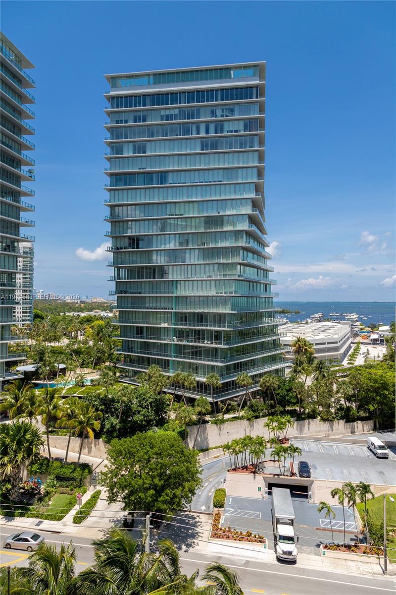 3400 SW 27th Ave #906 Miami, FL 33133