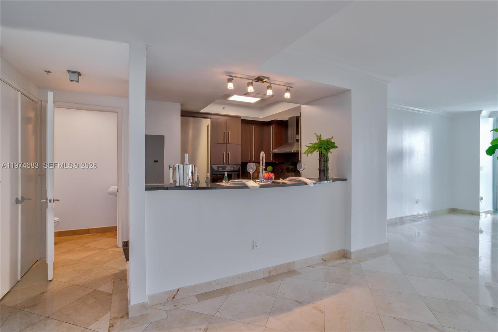 3400 SW 27th Ave #906 Miami, FL 33133