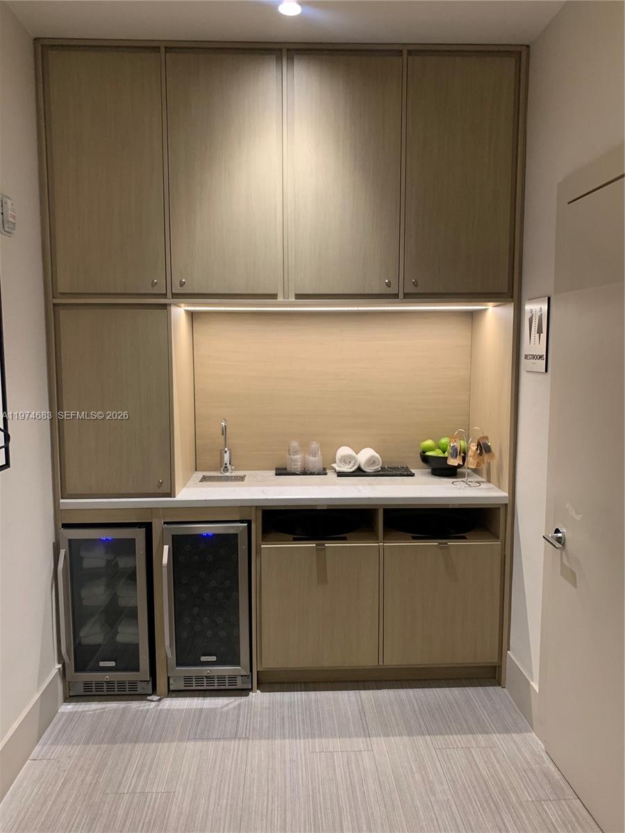 3400 SW 27th Ave #906 Miami, FL 33133