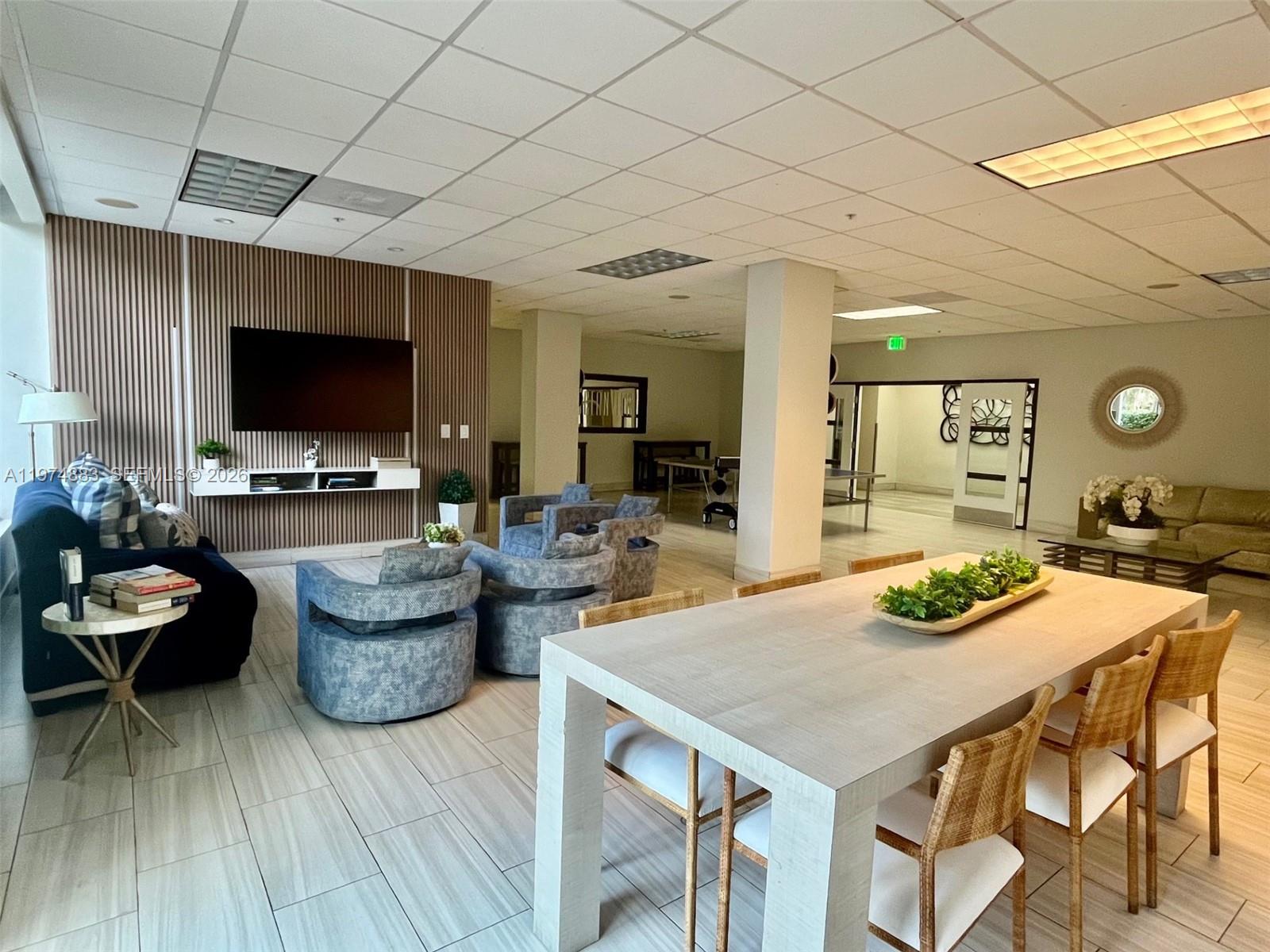 19390 Collins Ave #225 Sunny Isles Beach, FL 33160