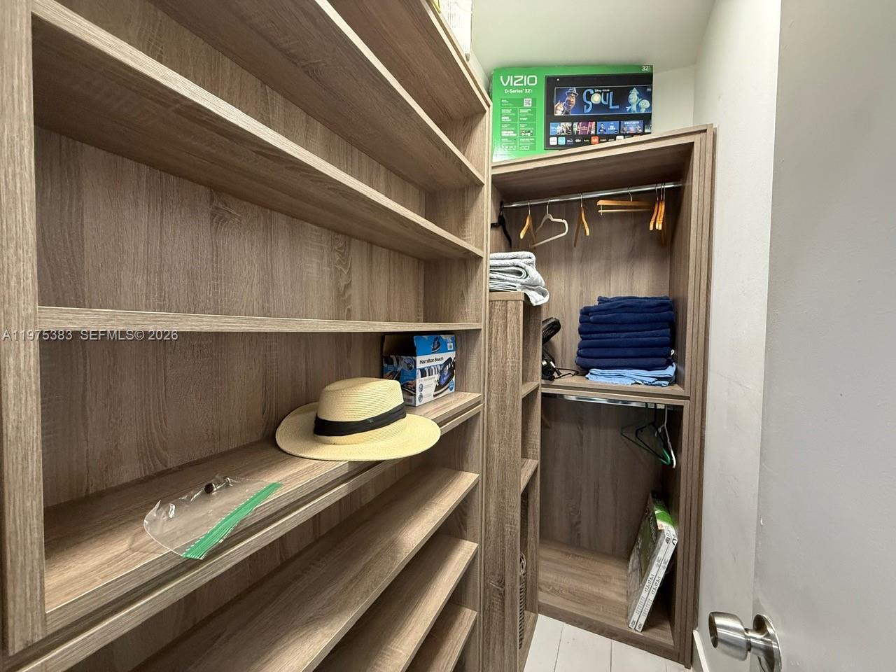 247 NW 58th St Miami, FL 33127