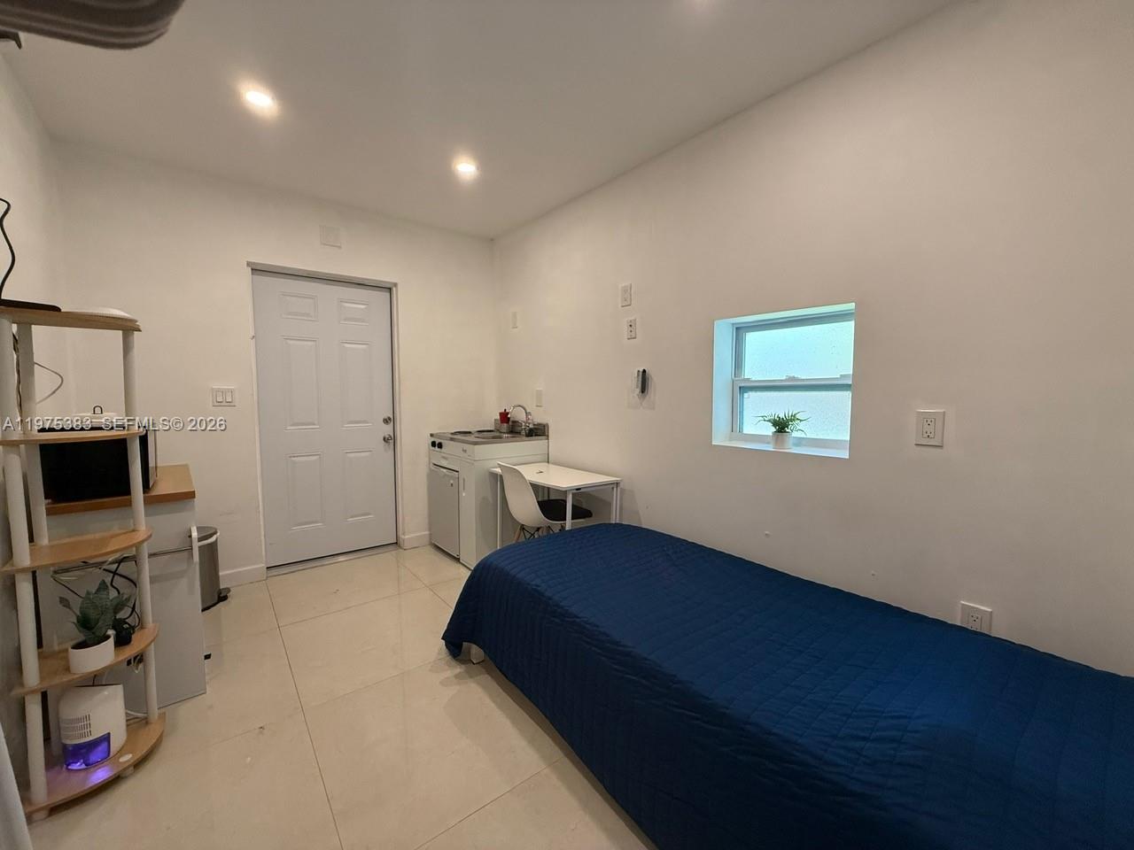 247 NW 58th St Miami, FL 33127