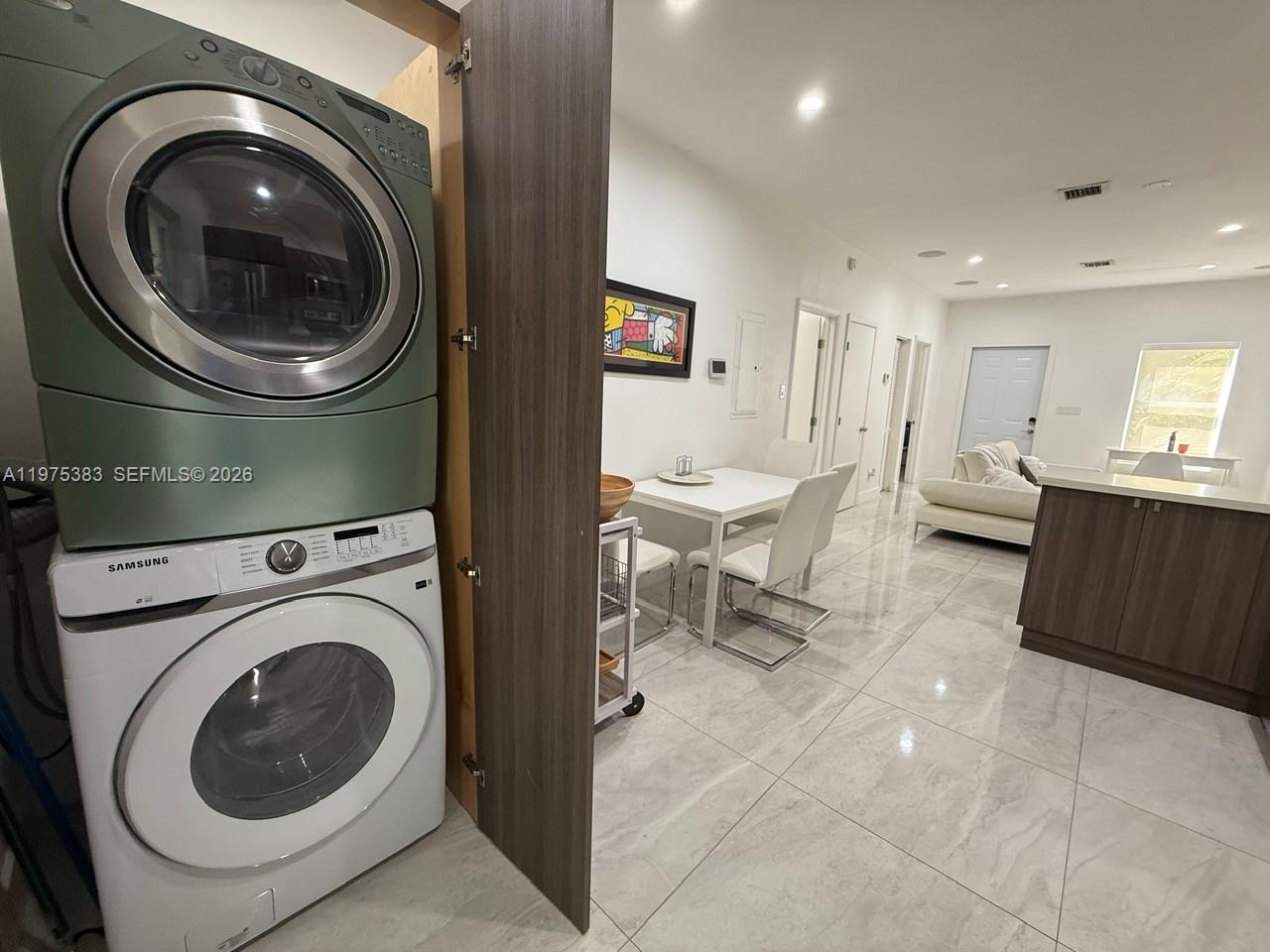 247 NW 58th St Miami, FL 33127