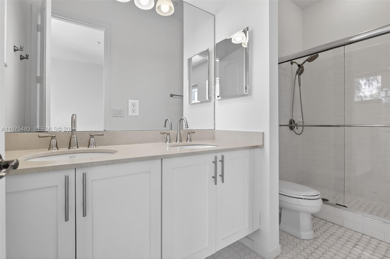 411 SW 13th Ter Fort Lauderdale, FL 33312