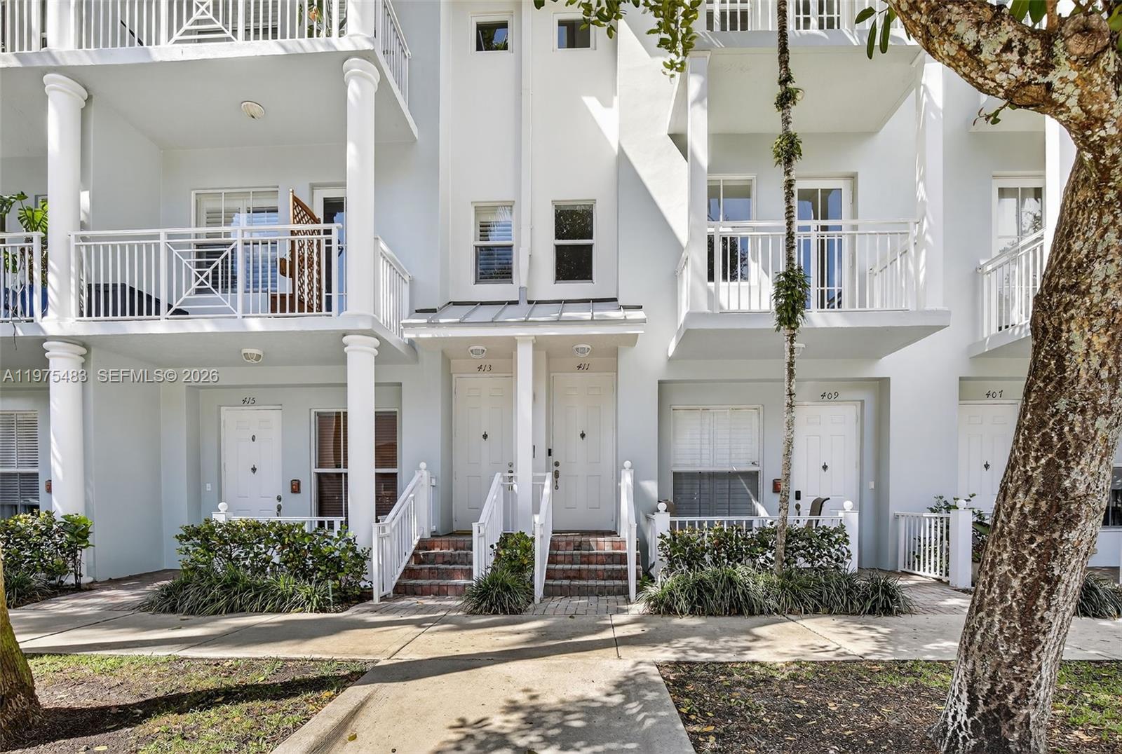 411 SW 13th Ter Fort Lauderdale, FL 33312