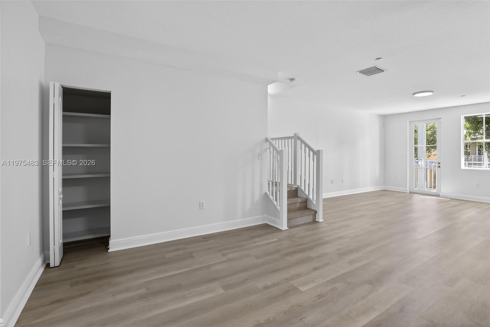 411 SW 13th Ter Fort Lauderdale, FL 33312