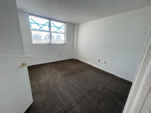 image Winston Towers 60025