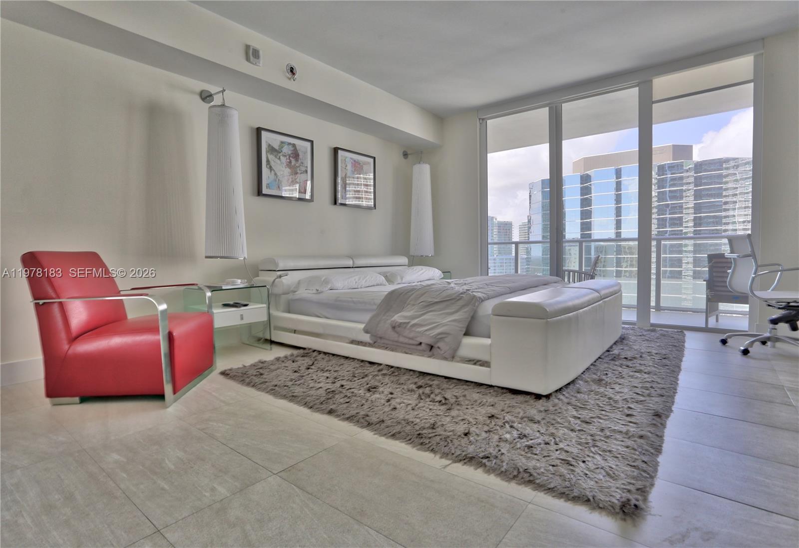 1300 Brickell Bay Dr #2700 Miami, FL 33131