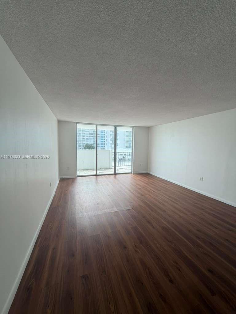 2780 NE 183rd St #410 Aventura, FL 33160