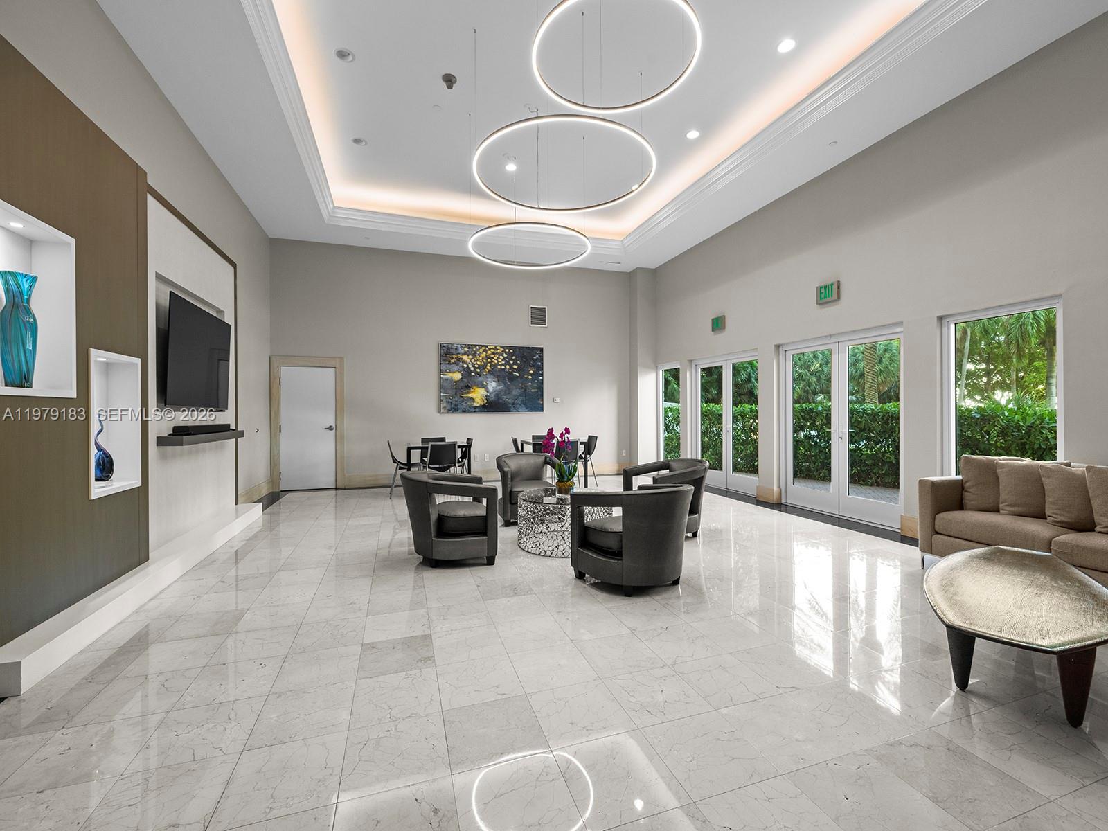 2645 S Bayshore Dr #304 Miami, FL 33133