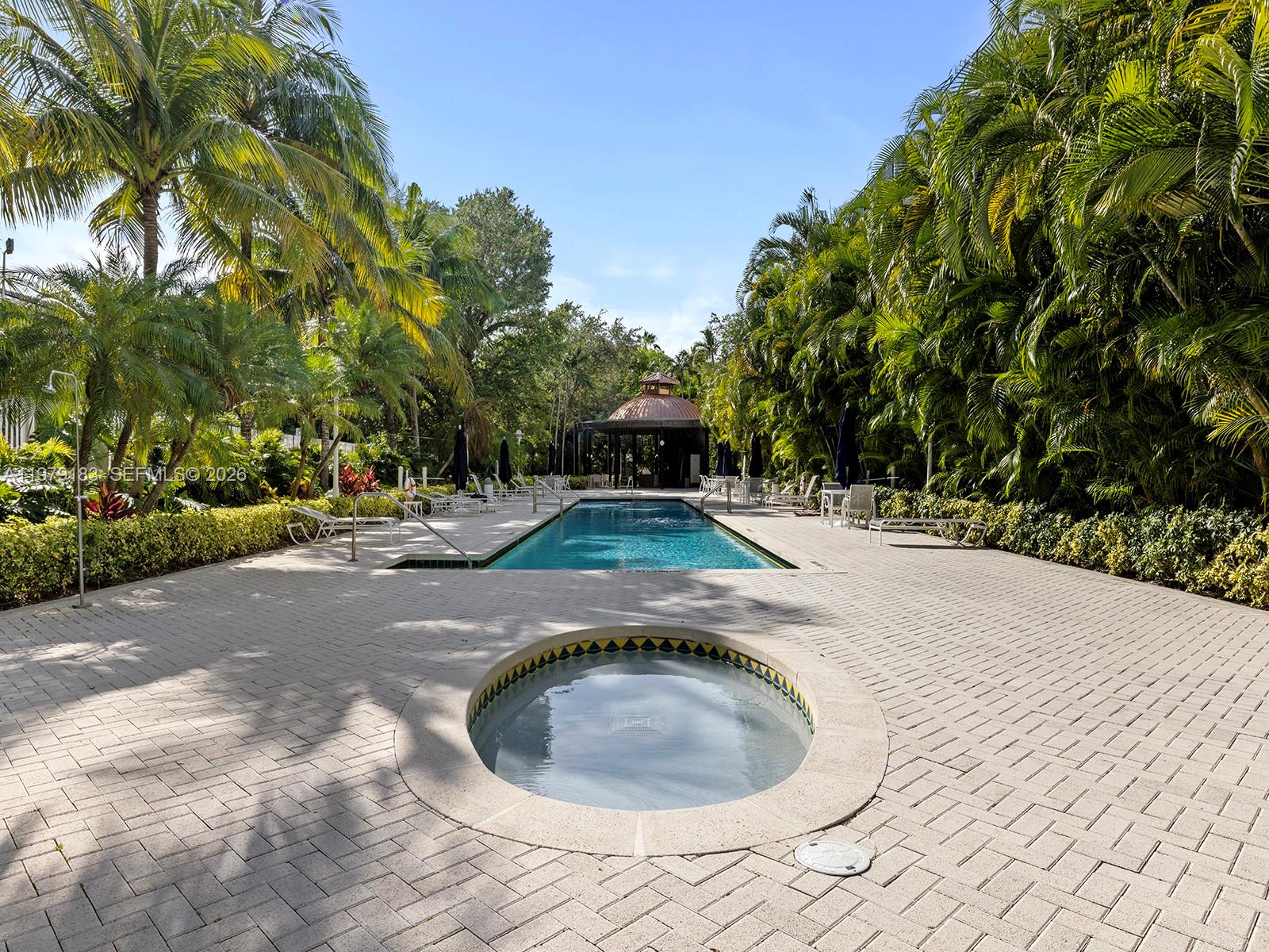 2645 S Bayshore Dr #304 Miami, FL 33133