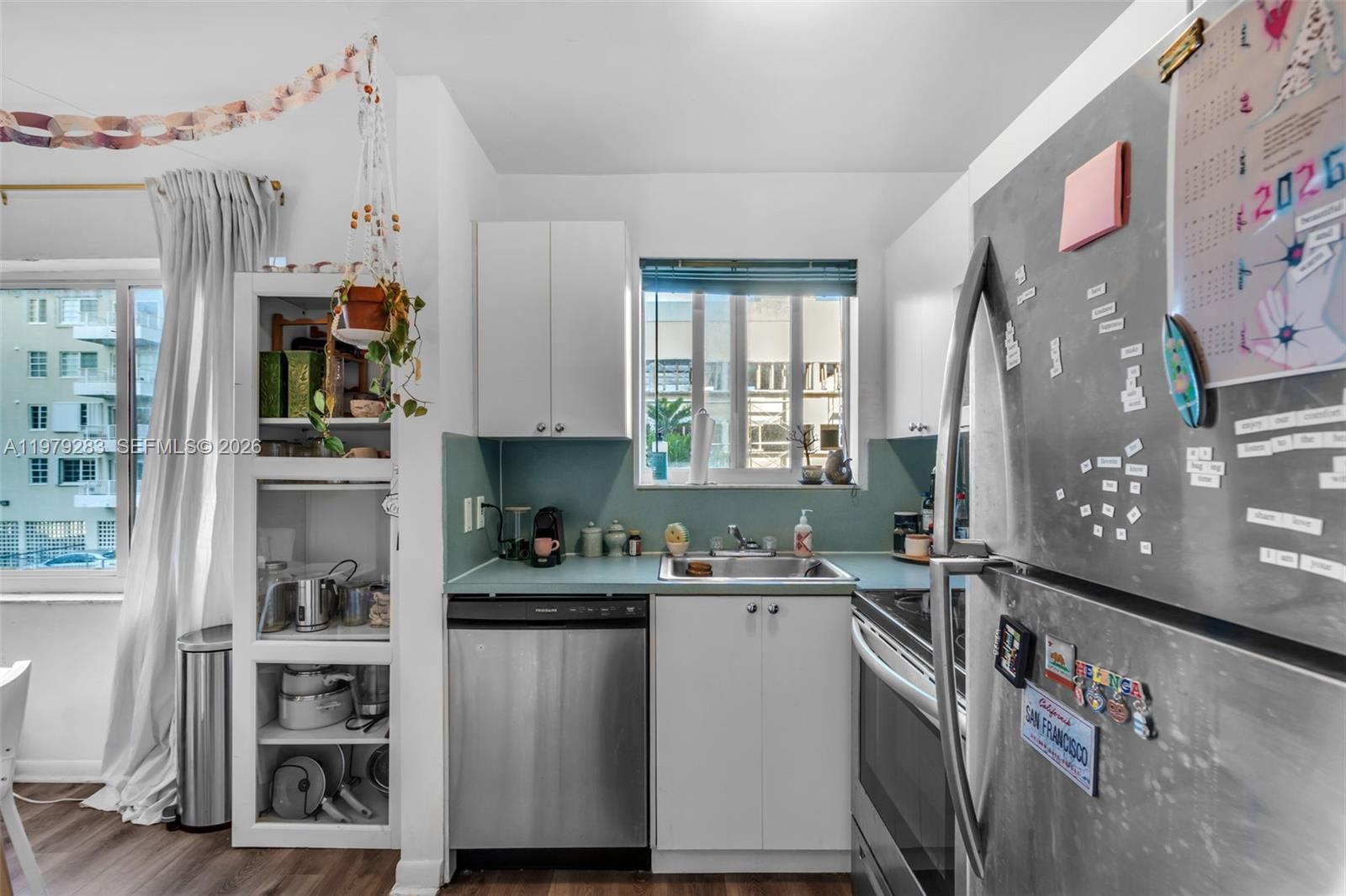 2615 Collins Ave #21 Miami Beach, FL 33140