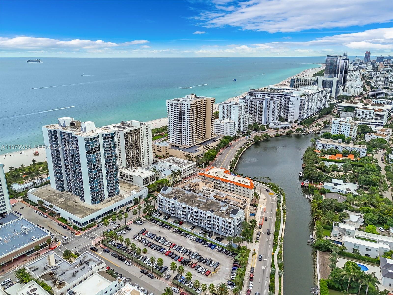 2615 Collins Ave #21 Miami Beach, FL 33140