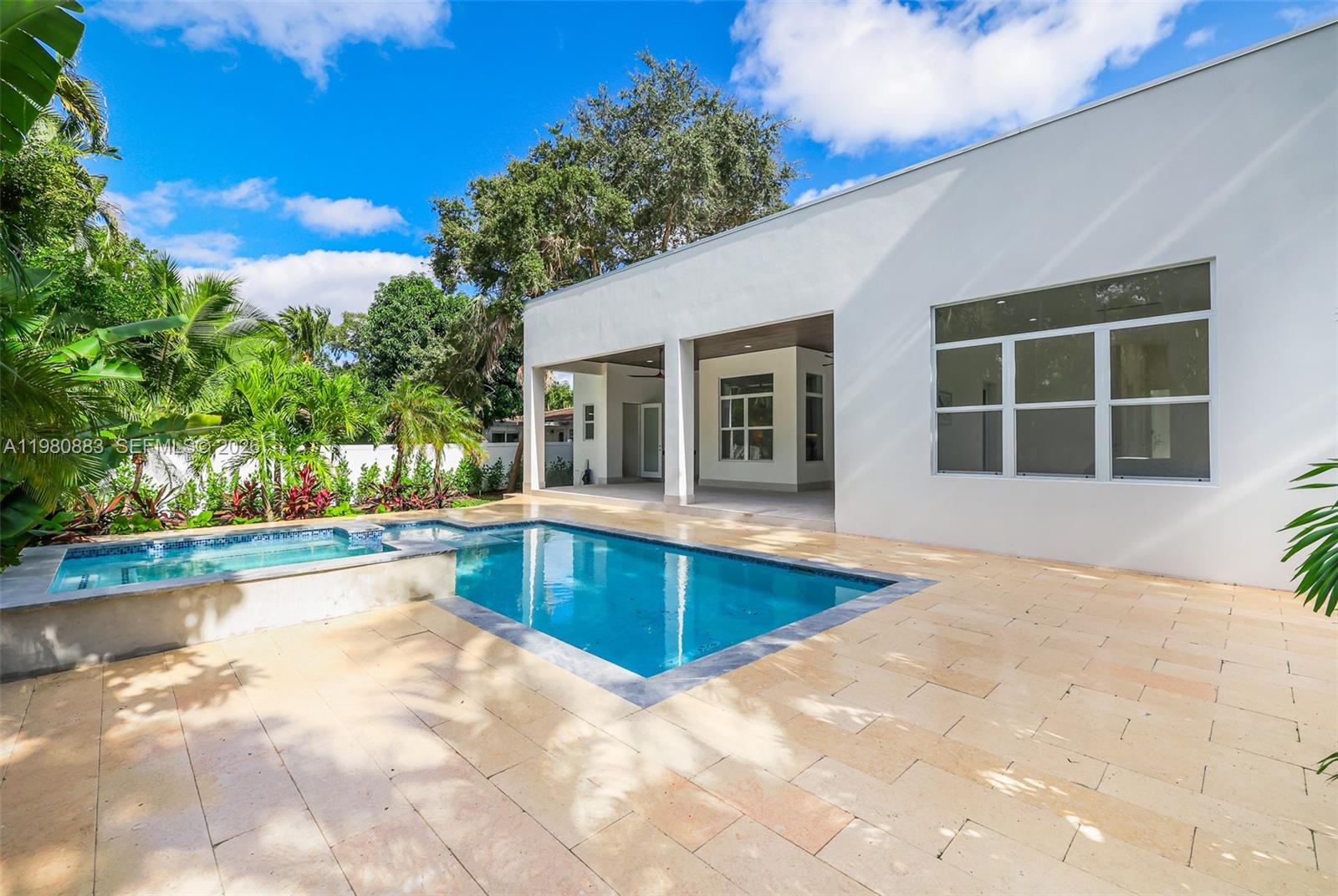 11780 NE 8th Ave Biscayne Park, FL 33161