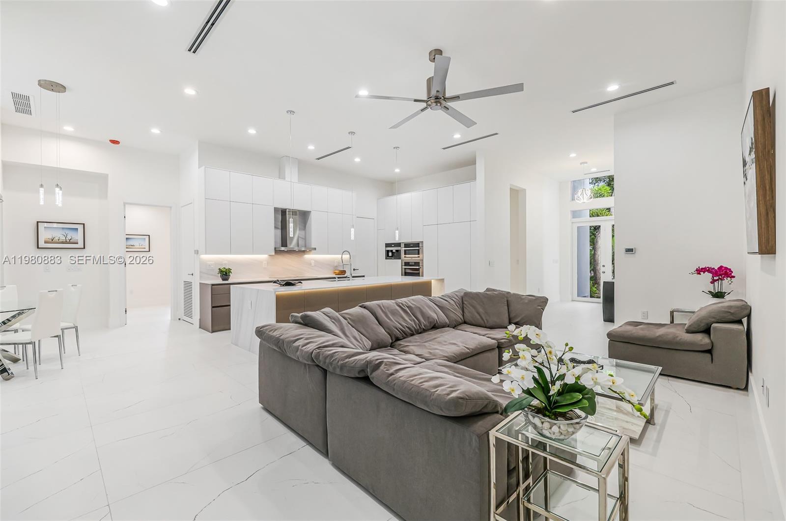 11780 NE 8th Ave Biscayne Park, FL 33161