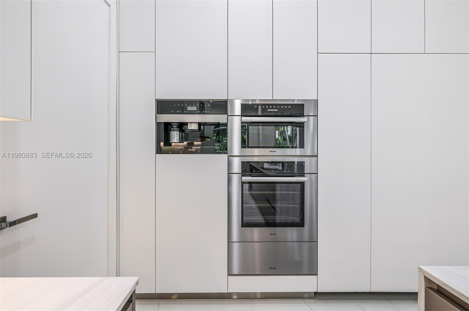 11780 NE 8th Ave Biscayne Park, FL 33161