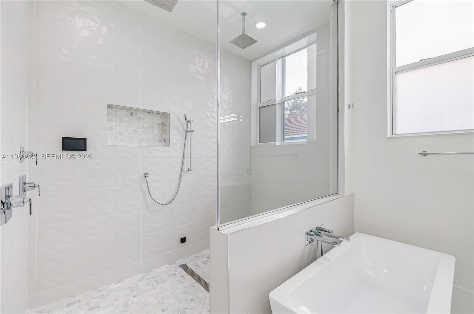 11780 NE 8th Ave Biscayne Park, FL 33161