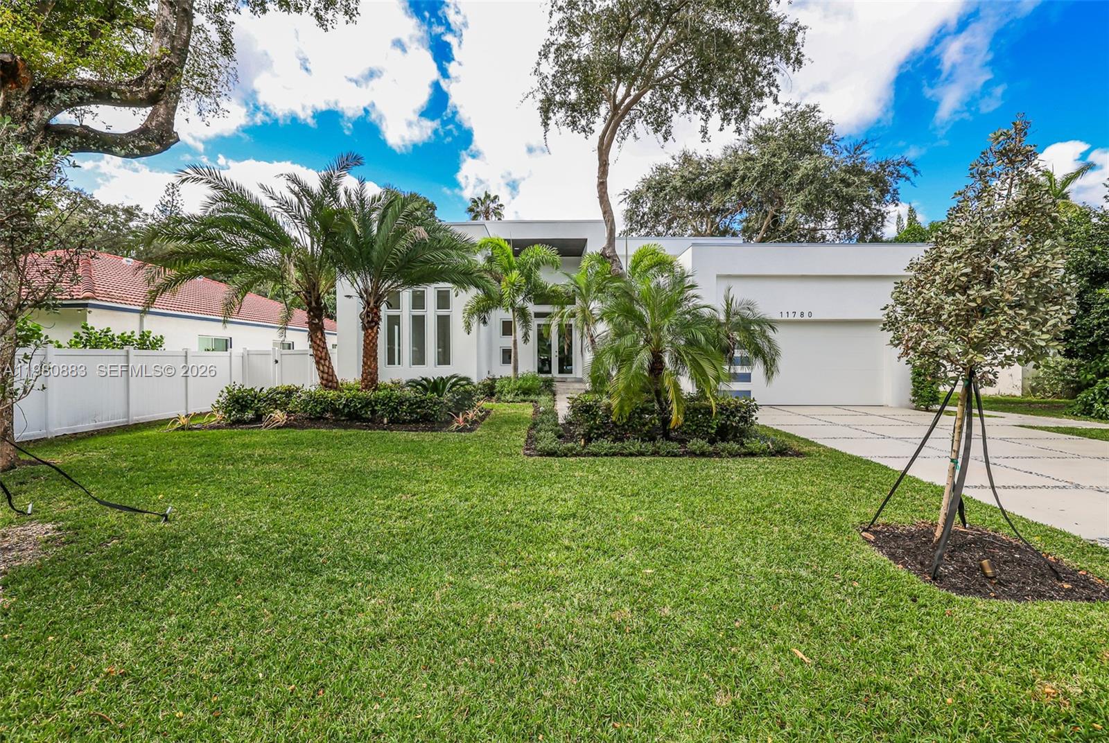 11780 NE 8th Ave Biscayne Park, FL 33161