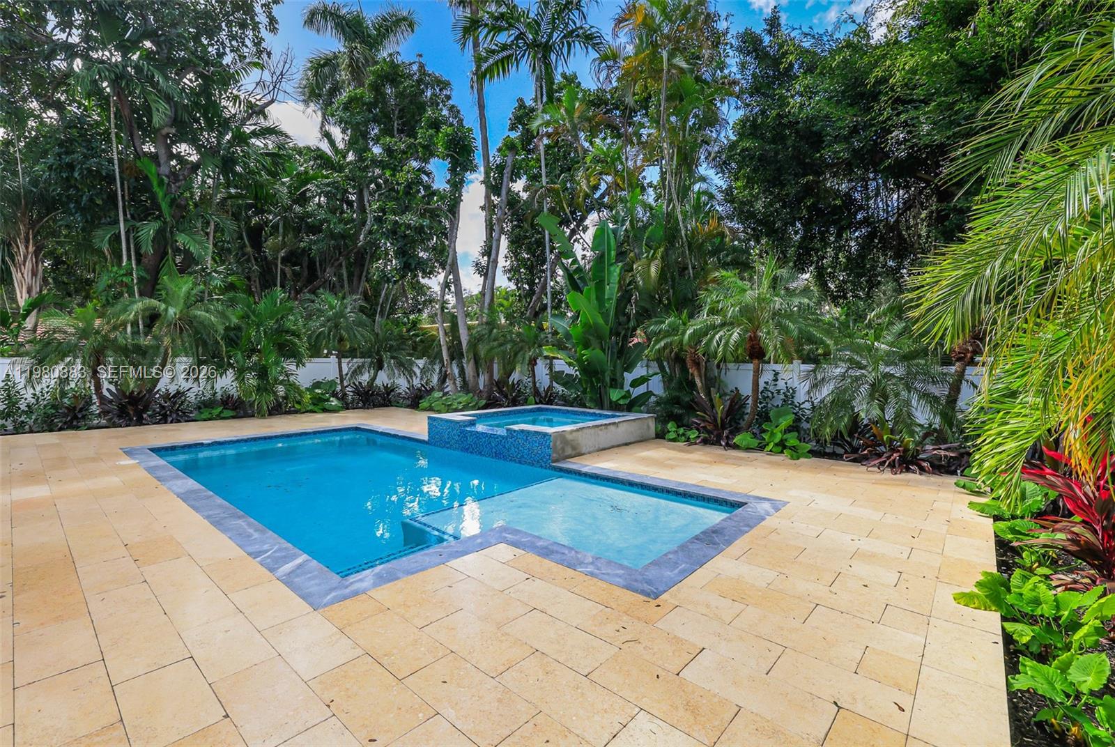 11780 NE 8th Ave Biscayne Park, FL 33161