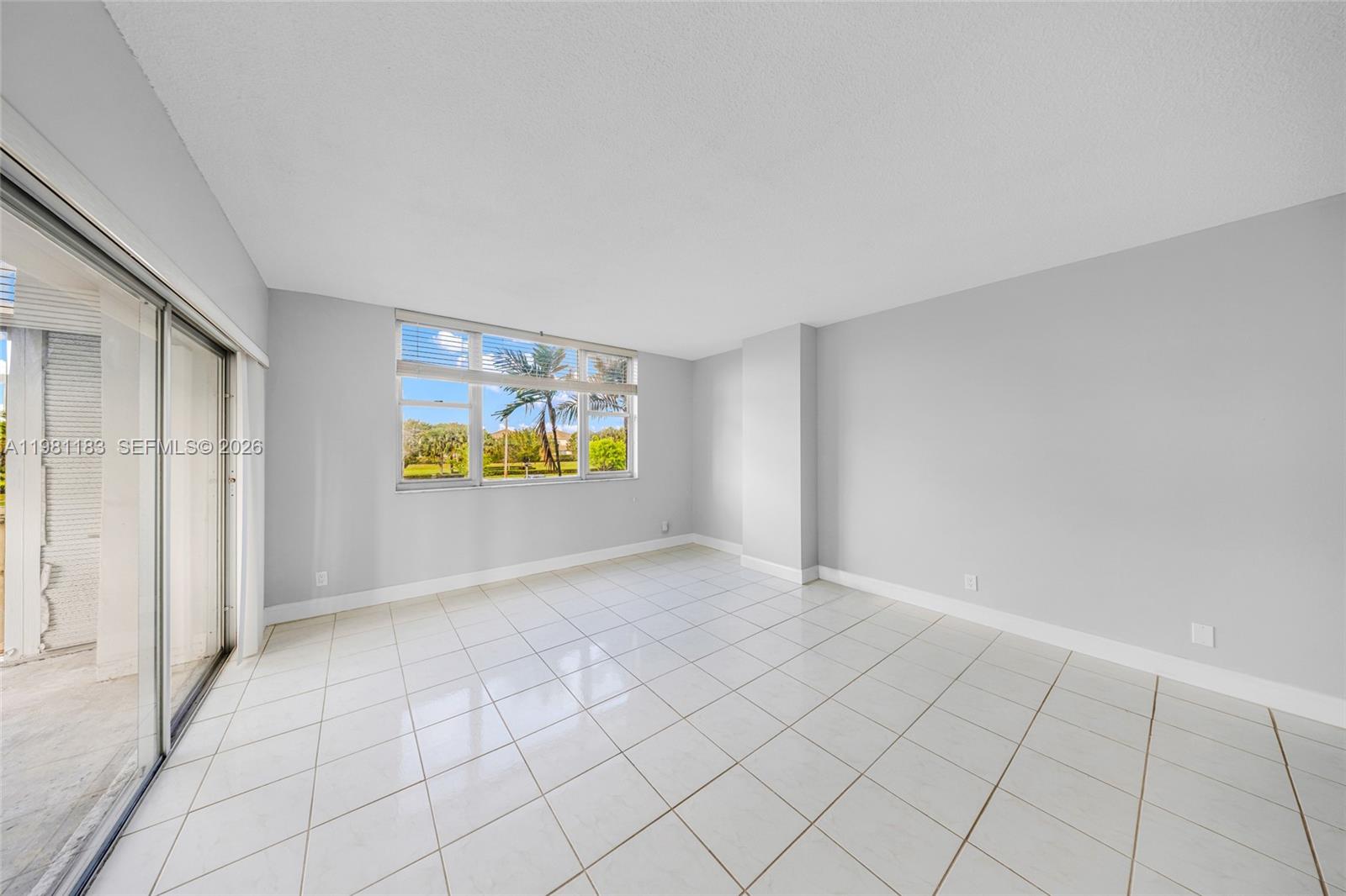 4350 Hillcrest Dr #200 Hollywood, FL 33021