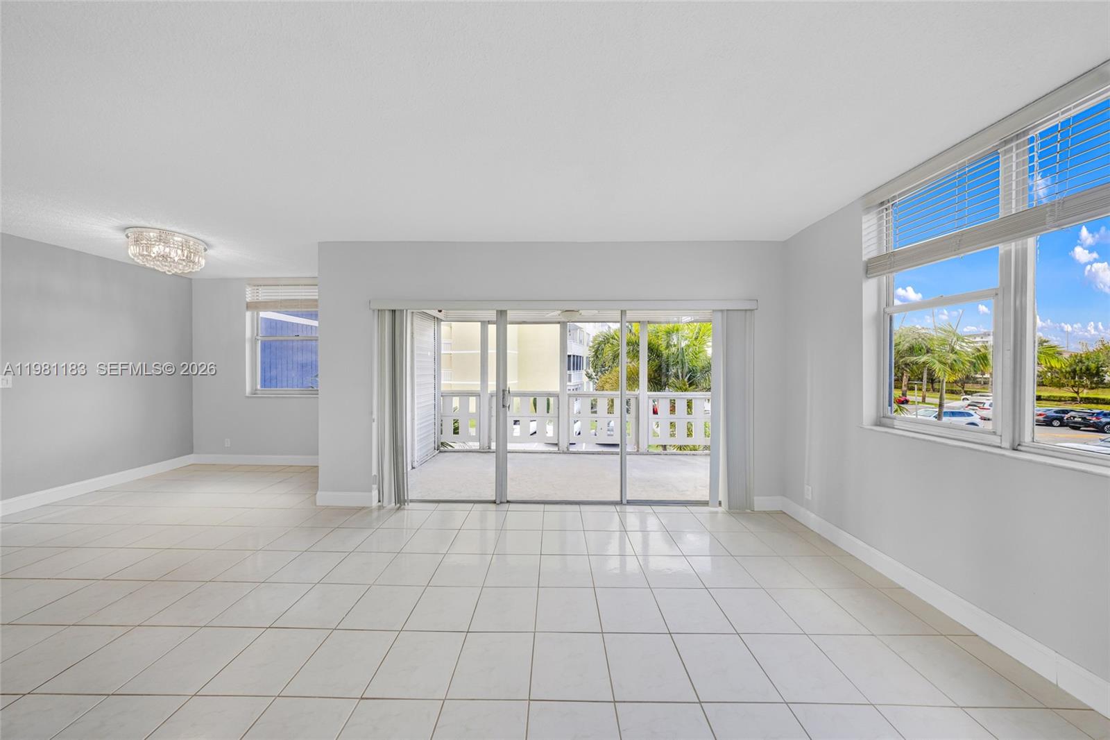 4350 Hillcrest Dr #200 Hollywood, FL 33021