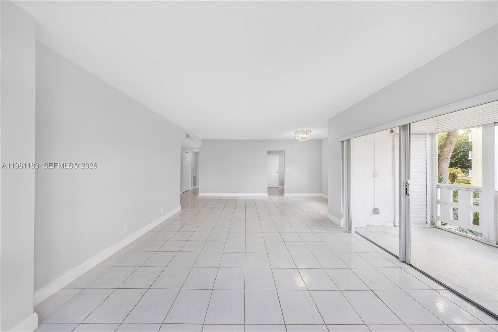 4350 Hillcrest Dr #200 Hollywood, FL 33021