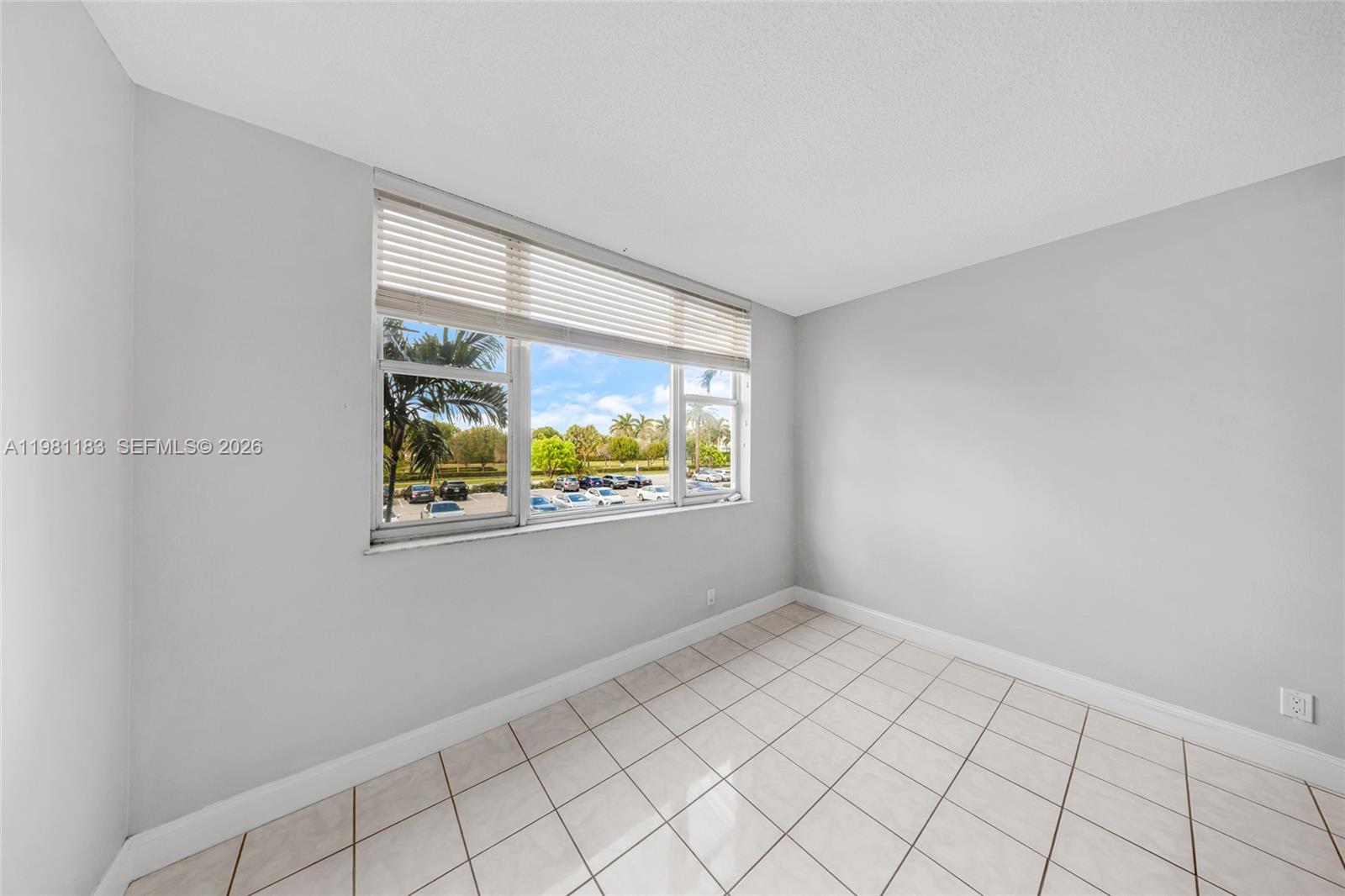 4350 Hillcrest Dr #200 Hollywood, FL 33021