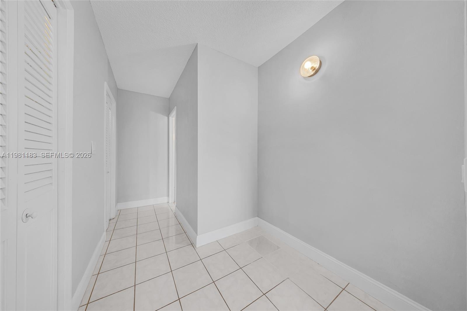 4350 Hillcrest Dr #200 Hollywood, FL 33021