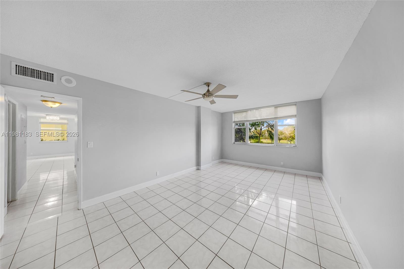 4350 Hillcrest Dr #200 Hollywood, FL 33021