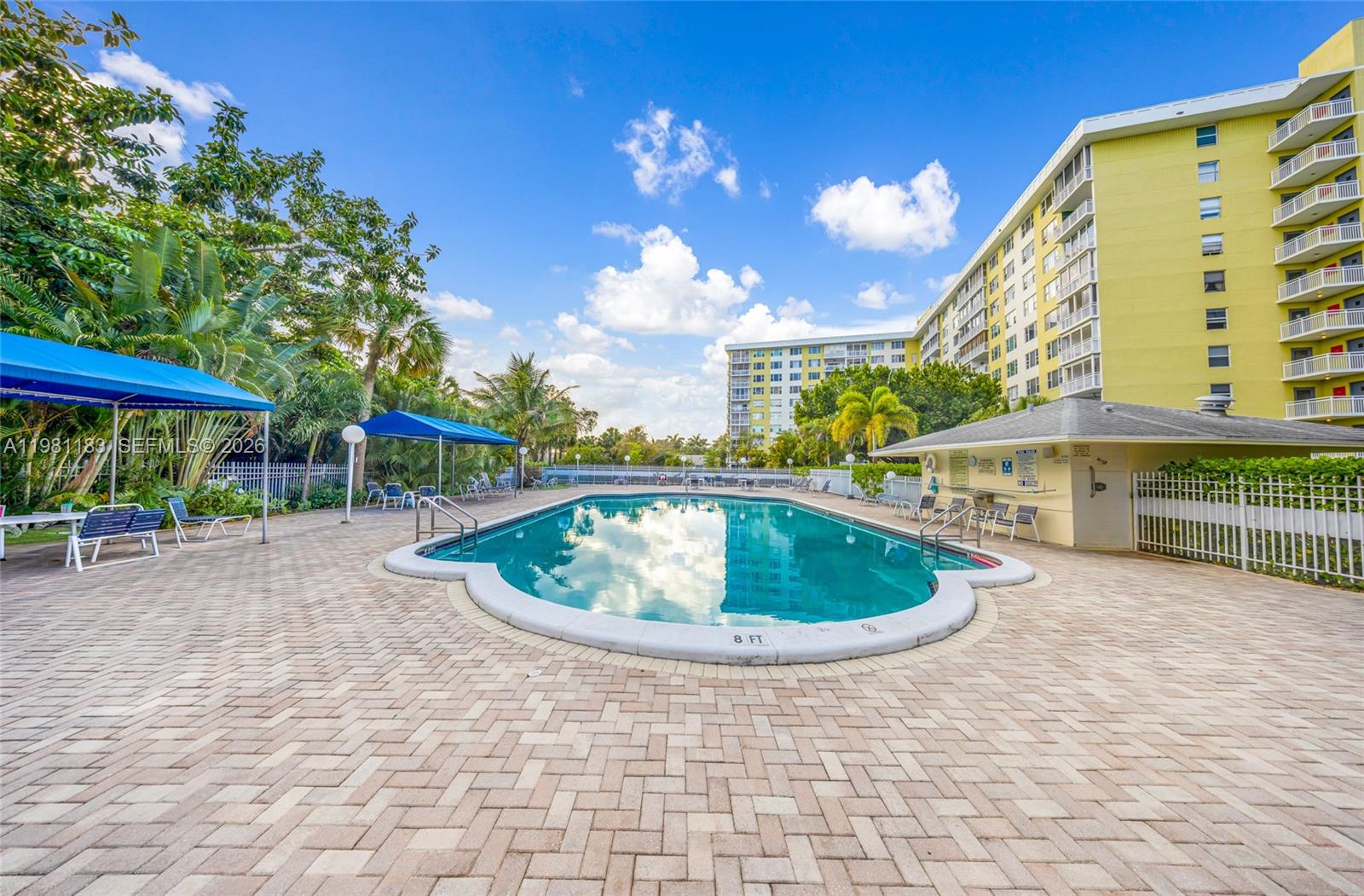 4350 Hillcrest Dr #200 Hollywood, FL 33021