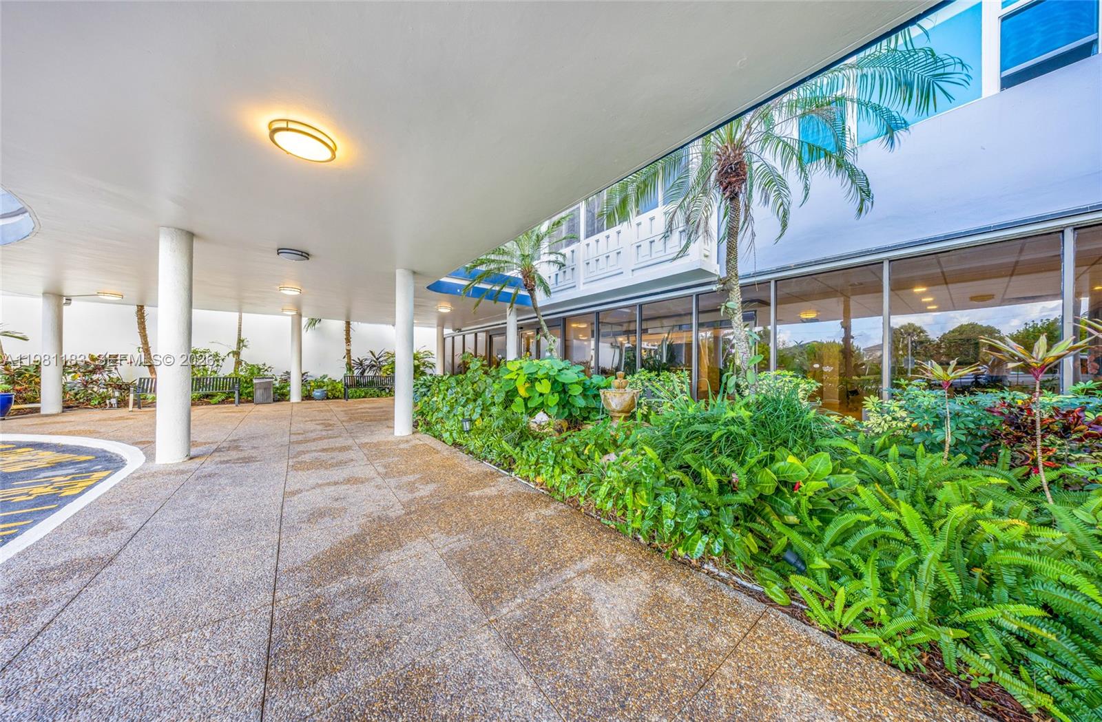 4350 Hillcrest Dr #200 Hollywood, FL 33021