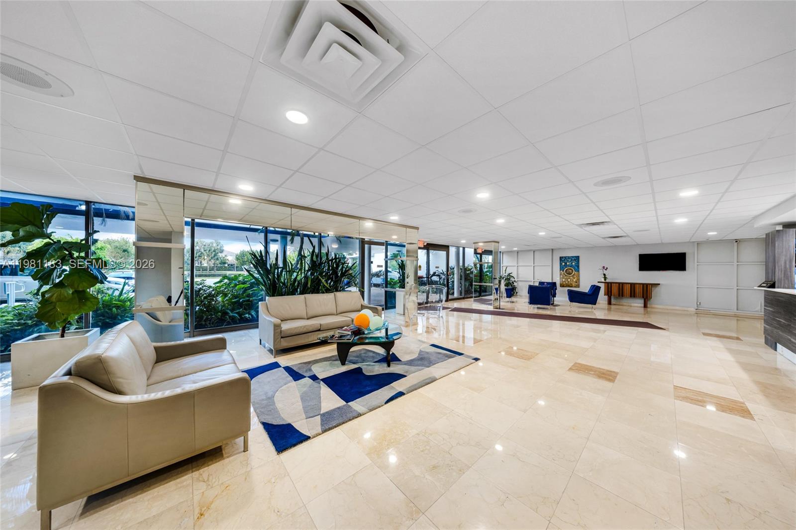 4350 Hillcrest Dr #200 Hollywood, FL 33021