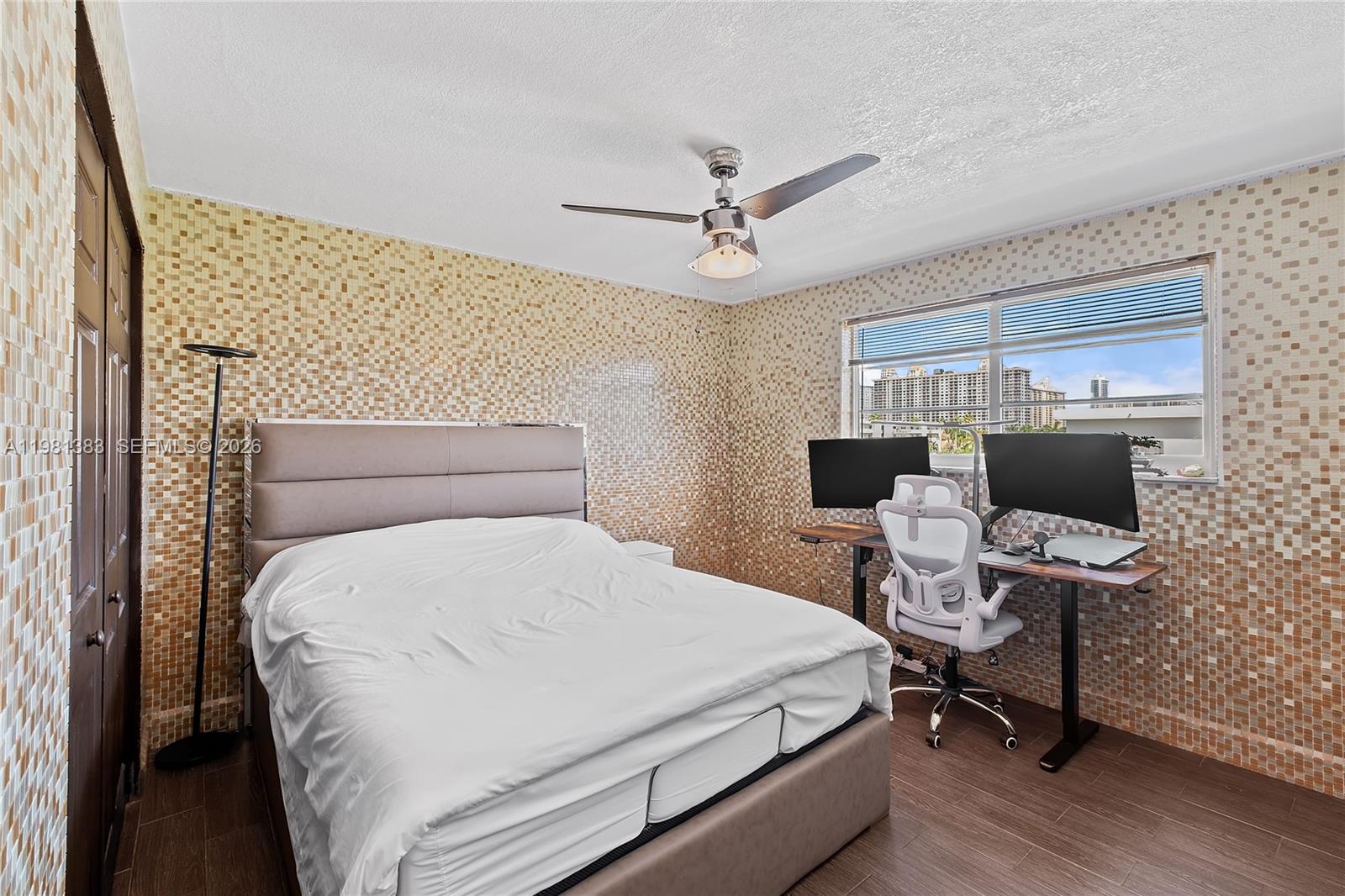 3665 NE 167th St #409 North Miami Beach, FL 33160