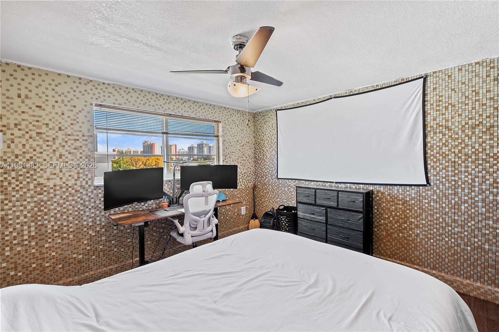 3665 NE 167th St #409 North Miami Beach, FL 33160