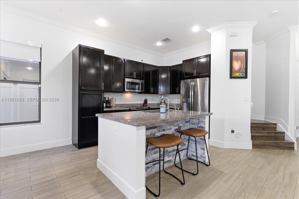 3407 W 99th Pl Hialeah, FL 33018