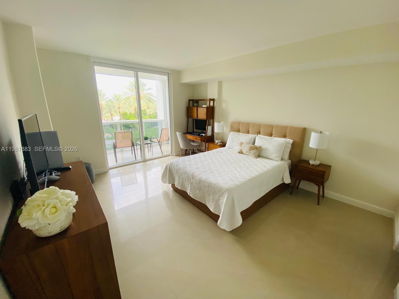 image Harbour House4