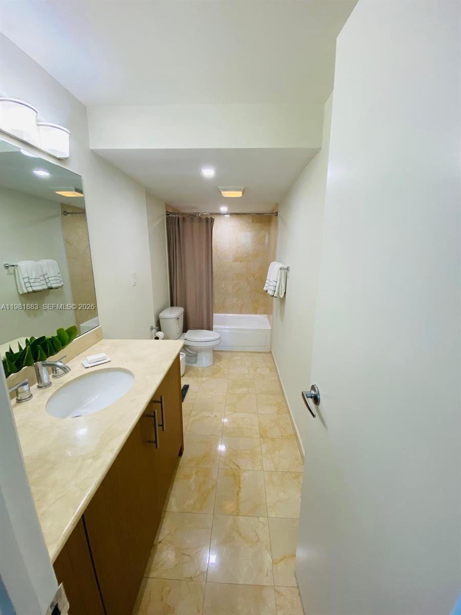 image Harbour House5